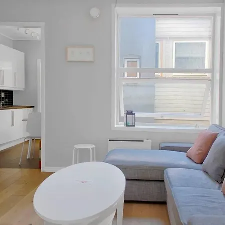 Private In A Quiet And Central Location. Sm41 * Bergen