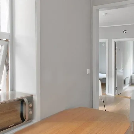 Private In A Quiet And Central Location. Sm41 Bergen